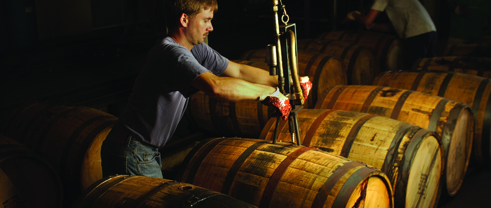 How does cask filling strength affect whisky maturation?