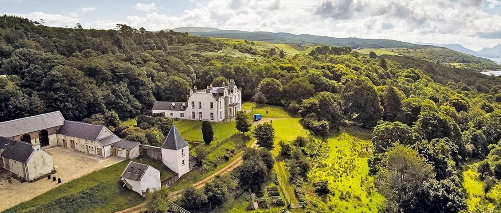 Distillery Focus: Nc'nean — The UK's first net-zero distillery